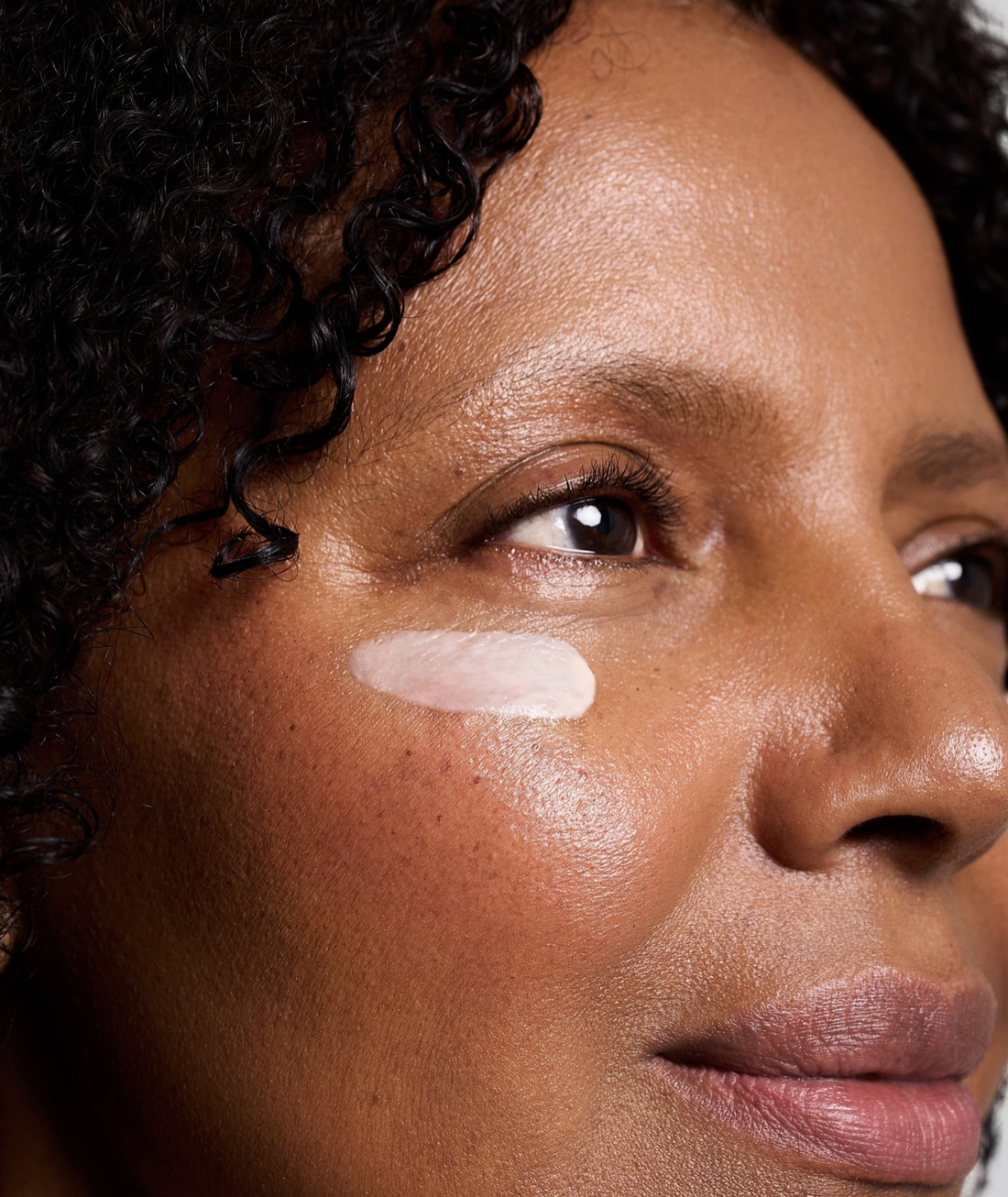 What Can Eye Cream Really Do for Wrinkles, Dark Circles, and Puffiness?